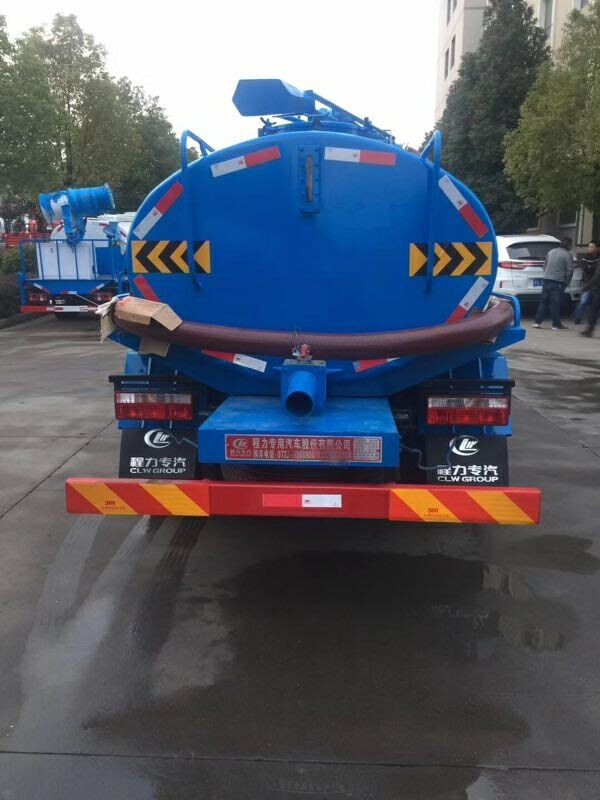 吸糞車 吸糞車