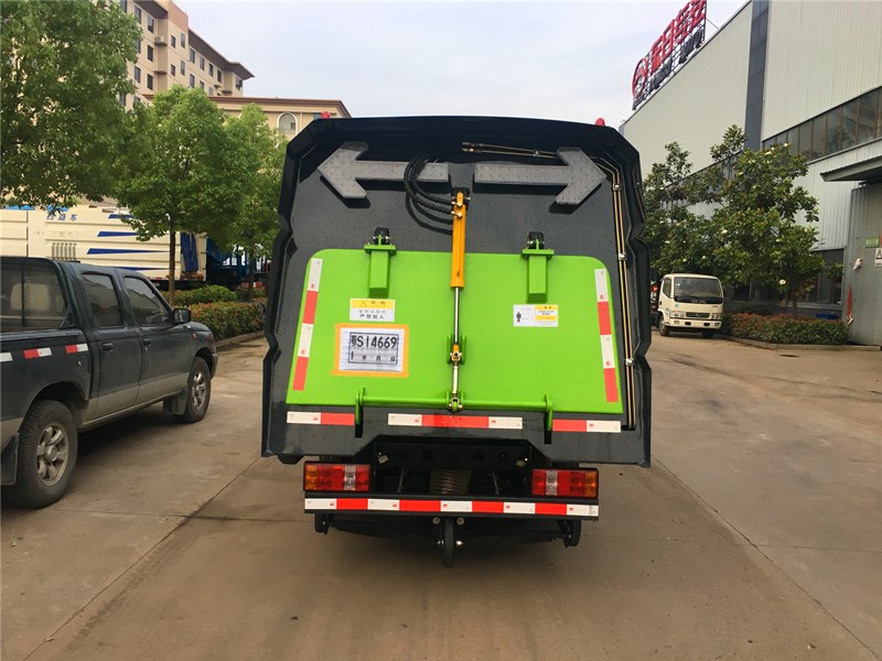 福田3噸掃路車 福田3噸掃路車