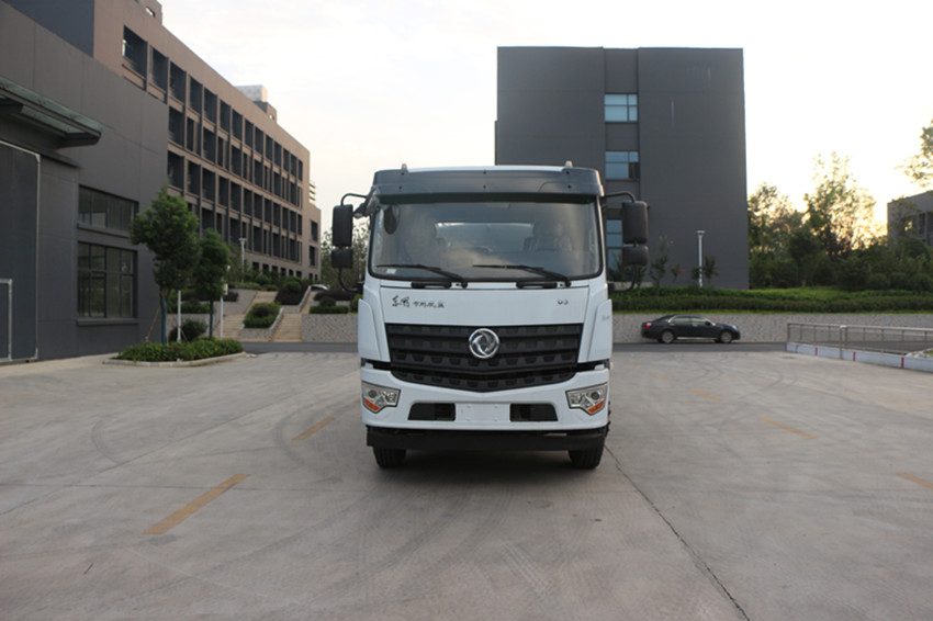 20噸灑水車(chē) 20噸灑水車(chē)